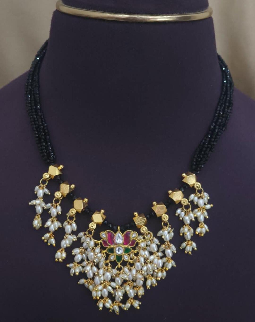 Black Crystals with Jadau Locket along with Guttapusalu Customisation