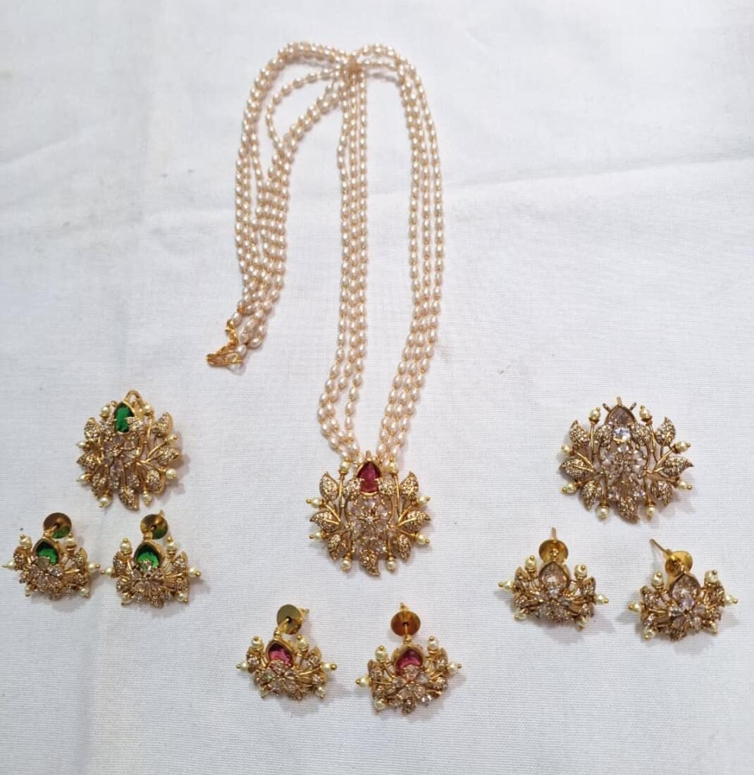 Rice Pearls Chain with Earrings